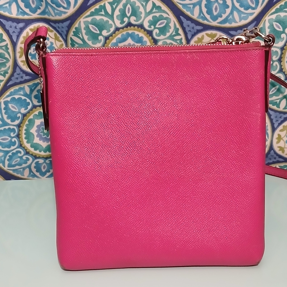 Coach Kitt Messenger Bag - Pink Pebbled Leather - Picture 3 of 15